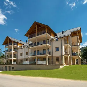 Subtelne I Stylowe Sun Seasons 24 W Karpaczu Z Umeblowanym Balkonem By Renters Karpacz